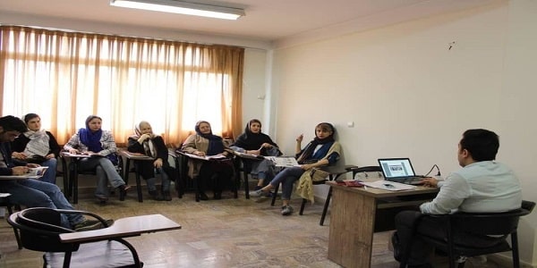 مرکز زبان گات